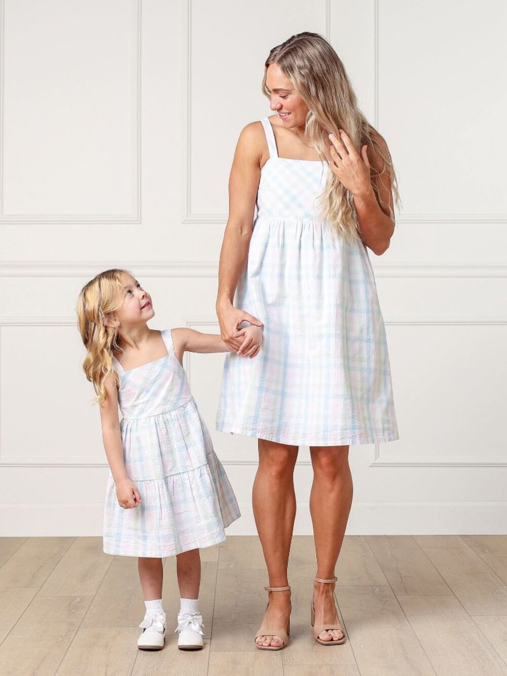 Hope & Henry Organic Seersucker Sundress - Easter Check - Picture 3 of 8